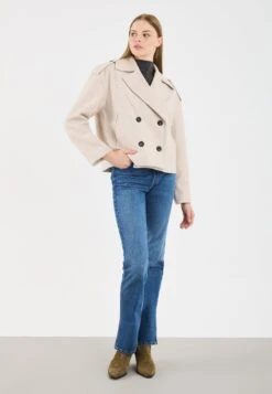 FOREVER 21 17 FOREVER 21 -FOREVER 21 03127c25e7f1424cbf291922d477d6be