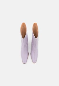 Even&Odd Boots - Purple 13 Even&Odd Boots - Purple -FOREVER 21 047d417f48d24de5aca1e27fc96d51d8