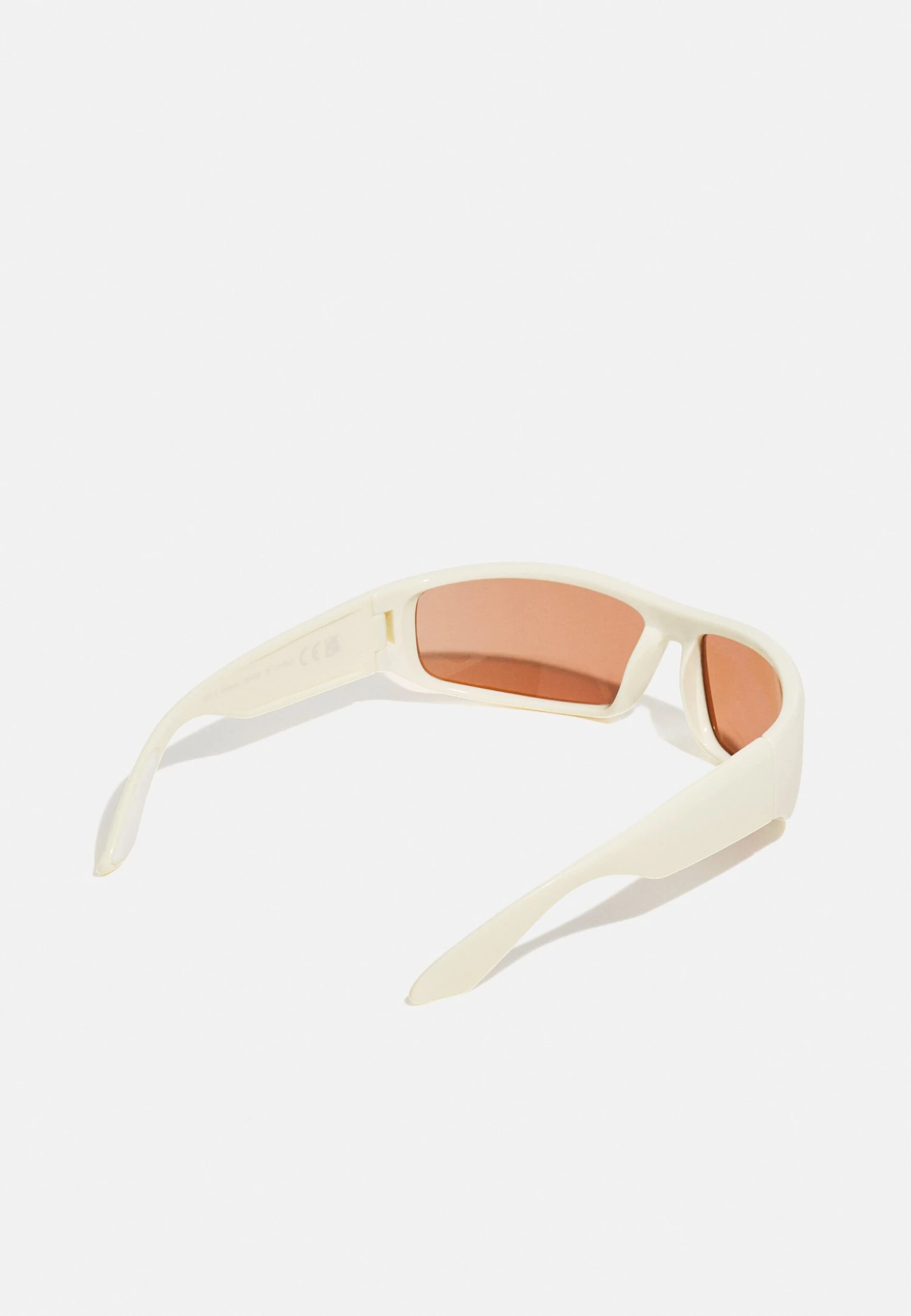 Even&Odd Sunglasses -Off-White 4 Even&Odd Sunglasses -Off-White - Image 2