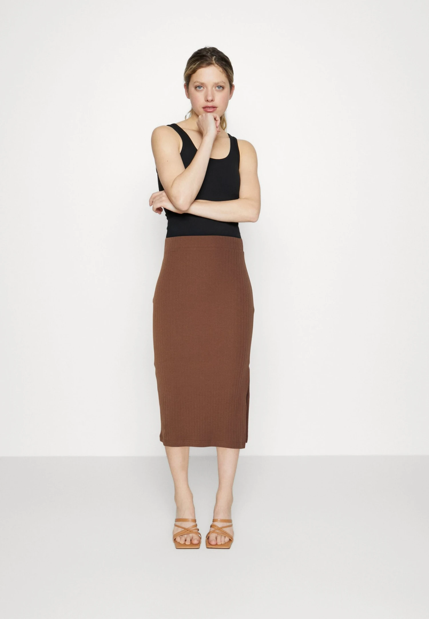 Even&Odd Pencil Skirt - Brown 4 Even&Odd Pencil Skirt - Brown - Image 2