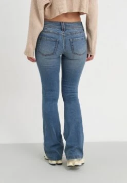 Even&Odd Bootcut Jeans - Blue Denim 9 Even&Odd Bootcut Jeans - Blue Denim -FOREVER 21 07e10224695045fcac3975ce75953fab