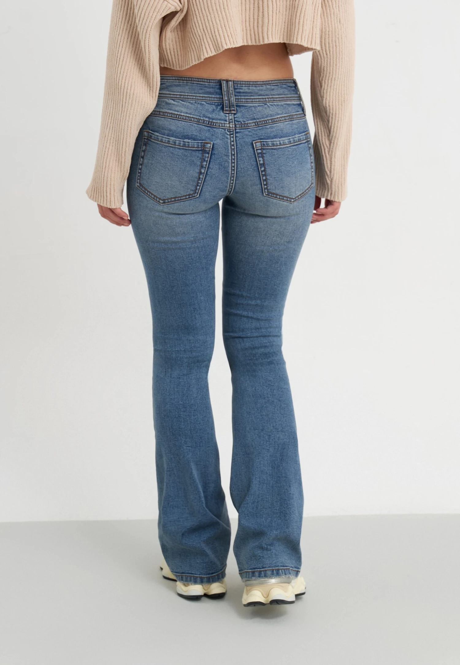 Even&Odd Bootcut Jeans - Blue Denim 5 Even&Odd Bootcut Jeans - Blue Denim - Image 3
