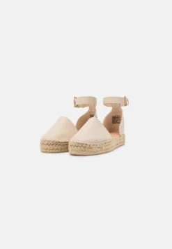 Even&Odd Espadrilles - Beige 10 Even&Odd Espadrilles - Beige -FOREVER 21 102ee3aa389f4dd1bf9a1389b8cb1238