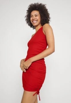 Even&Odd Shift Dress - Red 11 Even&Odd Shift Dress - Red -FOREVER 21 1aafbcb8076e4deea85b3cb7e73b8bbd