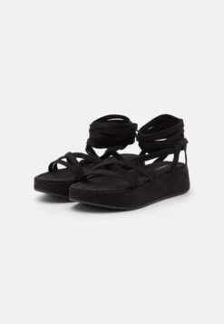 Even&Odd Platform Sandals - Black -FOREVER 21 1b0dce82bd14450fb5e6241031819840