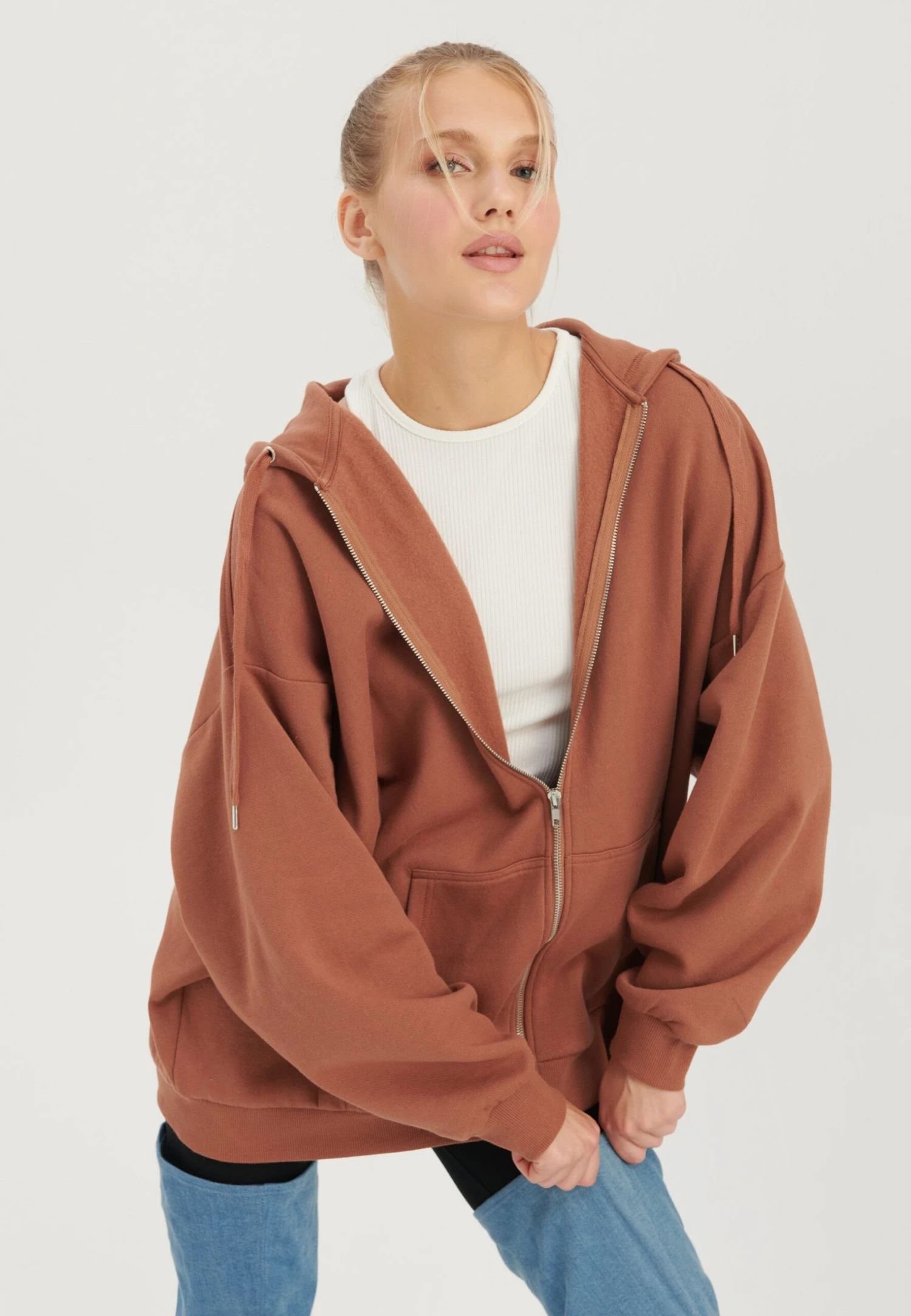 Even&Odd Hoodie - Brown 3 Even&Odd Hoodie - Brown