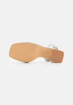 Even&Odd Platform Sandals - Silver -FOREVER 21 1ea3e9e8b76441eeb6785ad06fbe1dc9