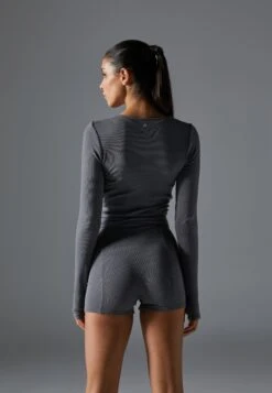 LONG SLEEVE YOGA WRAP TOP - Long Sleeved Top - Dark Grey -FOREVER 21 2034ba2d41fa44ffa03187c418f538e3