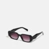 Even&Odd Sunglasses - Black 2 Even&Odd Sunglasses - Black -FOREVER 21 213174525589443ca152a534fb823c16