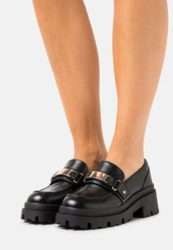 Even&Odd Slip-Ons - Slip-Ons