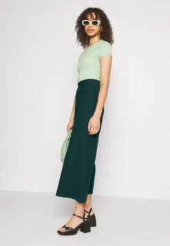 Trousers - Trousers -FOREVER 21 24f7914bc19f4a5487ace0988655deca