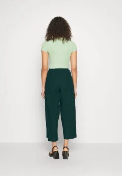 Trousers - Trousers -FOREVER 21 267b62cd7214460c9644be0c3a0a9b2c