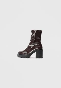 Even&Odd High Heeled Ankle Boots - Brown