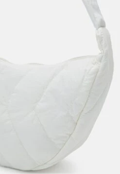Even&Odd Handbag - White -FOREVER 21 291e90bc0ff140be9676af2a959ab118
