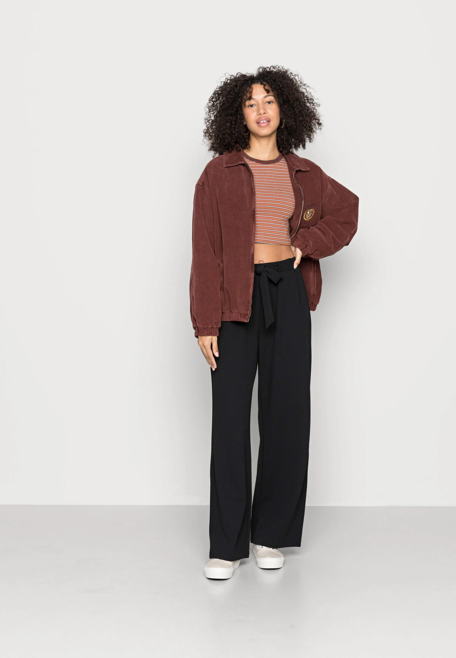Even&Odd Belt Detail Wide Leg Pants - Trousers 4 Even&Odd Belt Detail Wide Leg Pants - Trousers - Image 2