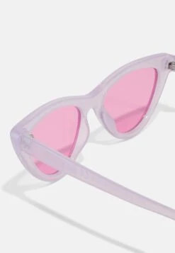 Even&Odd Sunglasses -Lilac -FOREVER 21 3201c2157d3343b8a5b81879d18dc739