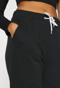 Even&Odd Regular Fit Jogger With Contrast - Tracksuit Bottoms -FOREVER 21 34ddd41dae214f089b79c437aff8dda2