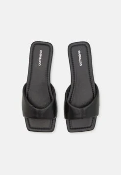 Slippers - Black -FOREVER 21 38560f4e573743299f6b058ca3383454