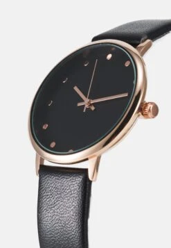 Even&Odd Watch - Black/Rosegold-Coloured -FOREVER 21 3bef02b2cded438e9548d4f7b3150d2a