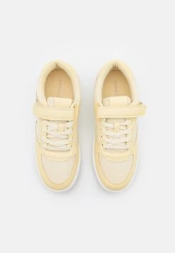 Even&Odd Trainers - Yellow -FOREVER 21 3ca4c399519a47eba0fb091f95a7dfa5