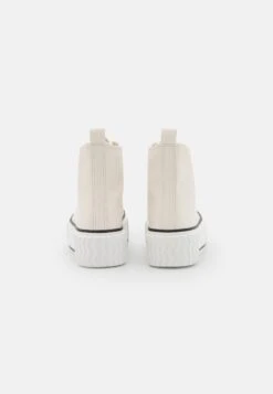 Even&Odd High-Top Trainers - Off-White -FOREVER 21 3f6d9f49ef79471eb508283df0e050b5