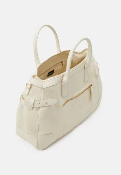 Even&Odd Weekend Bag - Off-White -FOREVER 21 3fc7cf372e0a4b0489bd50d97eddd3f4