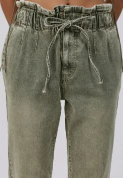 Mom Jeans - Mid Khaki Wash 13 Mom Jeans - Mid Khaki Wash -FOREVER 21 429cdc4355634f3791745a05daabeb58