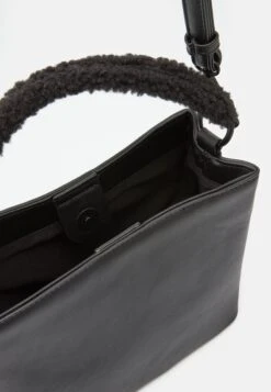 Even&Odd Handbag - 802 - Black -FOREVER 21 447868a0aeee4010a82f00c91a699653