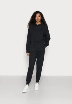 Set - Tracksuit - Black