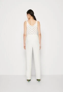 Even&Odd Trousers - Off-White -FOREVER 21 454cc8807d904be29e23aaaf95f59c0d