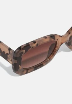 Even&Odd Sunglasses - Brown -FOREVER 21 469e08026df1437b9de95ac7e33e7f64