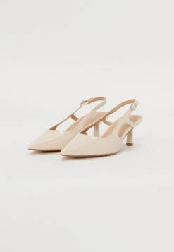 Classic Heels - Offwhite -FOREVER 21 4a15a854f8804b5e8f4fe0beb82b90cf
