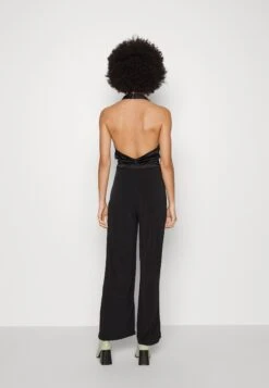 Even&Odd Jumpsuit - Jumpsuit 10 Even&Odd Jumpsuit - Jumpsuit -FOREVER 21 4b9af648c1c14317a93debc205466673
