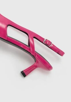 Classic Heels - Fuchsia -FOREVER 21 4d7f9f227cdc436bbbf5939cb503553d