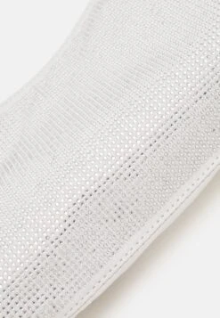 Even&Odd Across Body Bag - Silver-Coloured -FOREVER 21 4e2c79316dca4fceb420fd96b51fdd5e