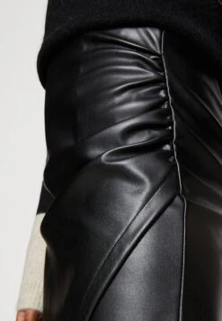 Even&Odd Shorts - Black 13 Even&Odd Shorts - Black -FOREVER 21 5138f5cd0b5b4b908c9945f5d6a0b8f9