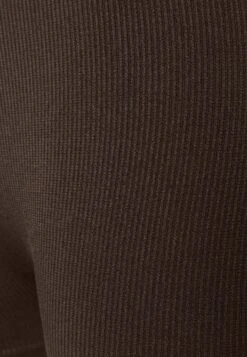 Even&Odd Shorts - Dark Brown 7 Even&Odd Shorts - Dark Brown -FOREVER 21 52c0117bac104139958341ca5666d8fb