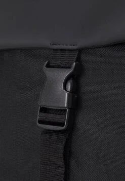 Even&Odd Rucksack - Black -FOREVER 21 531e395b04ed4de7b8d50f4a3f9d09b1