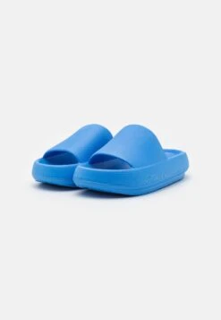 Even&Odd Pool Slides - Blue 10 Even&Odd Pool Slides - Blue -FOREVER 21 56261f690f8d464e93ef0384b21ab363
