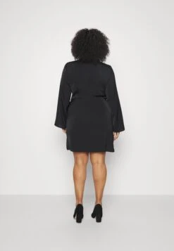 Cocktail Dress / Party Dress - Black -FOREVER 21 5861456aabcb47839dc741be3cde49ca