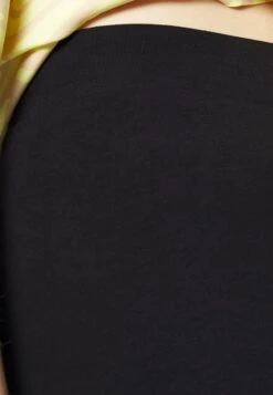 Even&Odd 2 Pack - Shorts - Black/Beige -FOREVER 21 5ffc8d5f127441348bb61b324f18253b