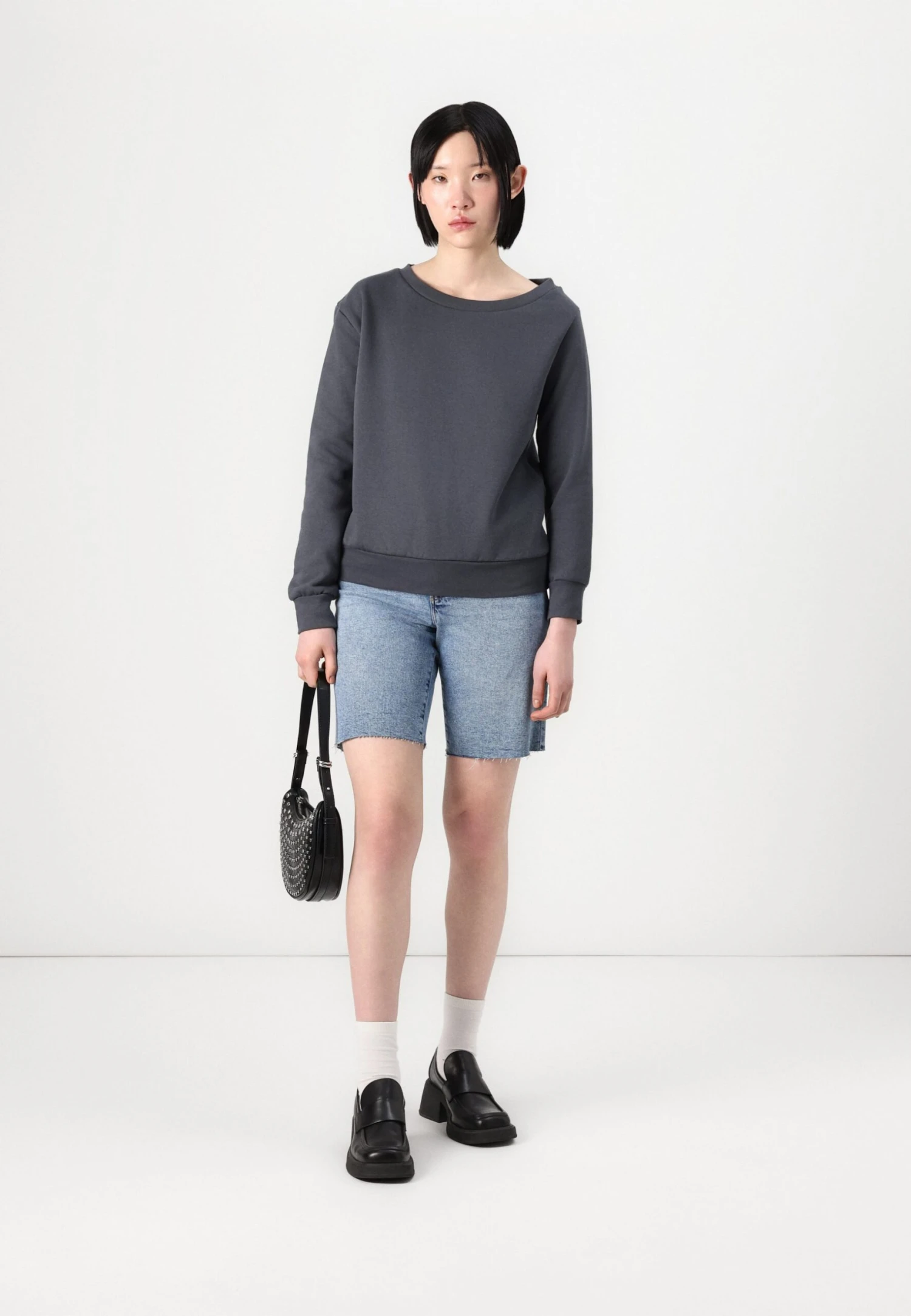 Even&Odd BASIC OFF SHOULDER SWEATSHIRT - Sweatshirt - Dark Grey 4 Even&Odd BASIC OFF SHOULDER SWEATSHIRT - Sweatshirt - Dark Grey - Image 2