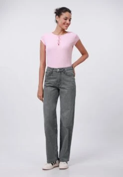 Relaxed Fit Jeans - Grey Denim 19 Relaxed Fit Jeans - Grey Denim -FOREVER 21 6c356f582b2c4bcda634d519c77b162c
