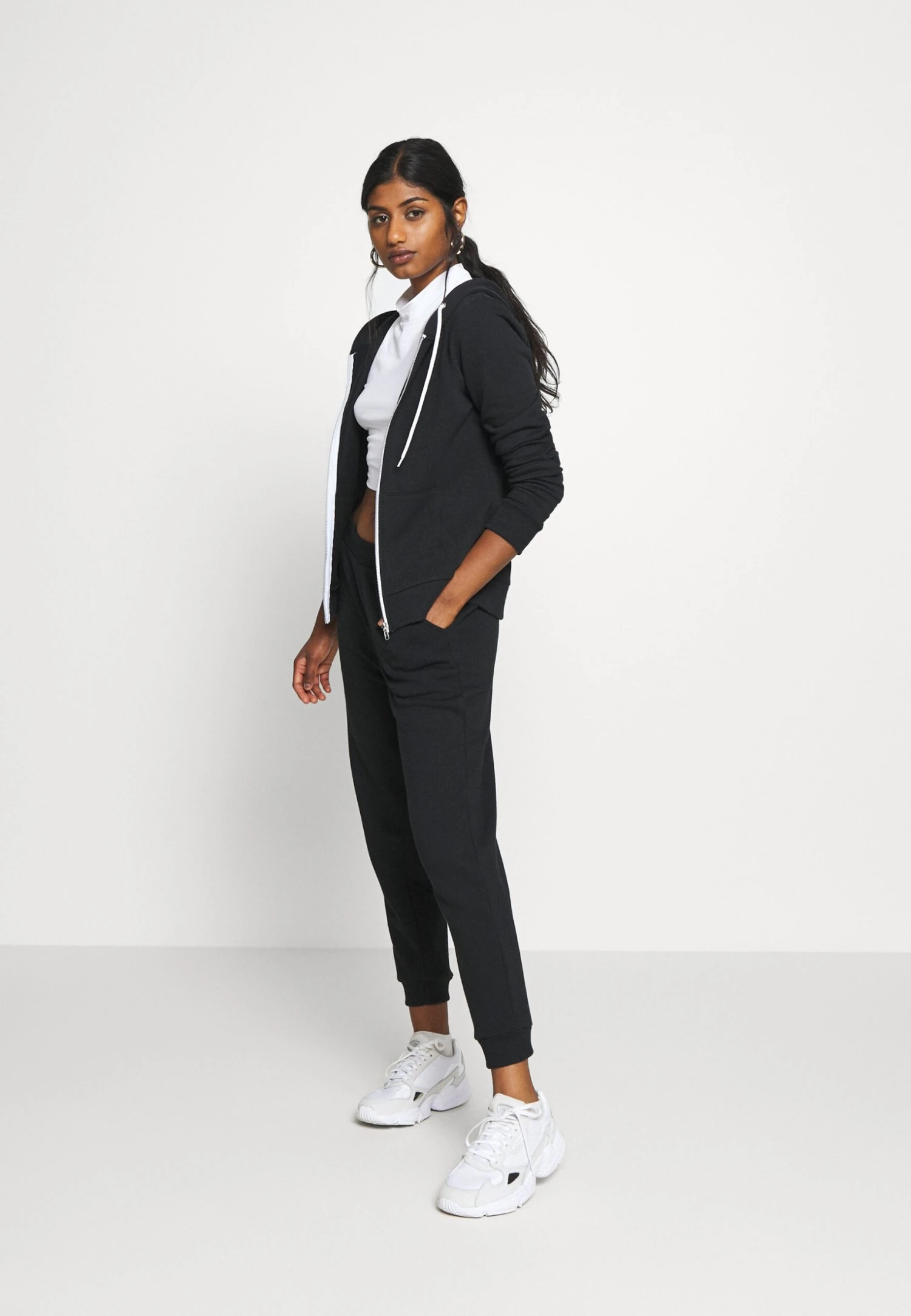 Zip-Up Sweatshirt - Black 4 Zip-Up Sweatshirt - Black - Image 2