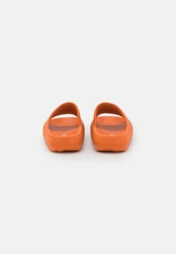 Even&Odd Pool Slides - Coral 11 Even&Odd Pool Slides - Coral -FOREVER 21 6e01058cd5384390a41a5f3be59561c4