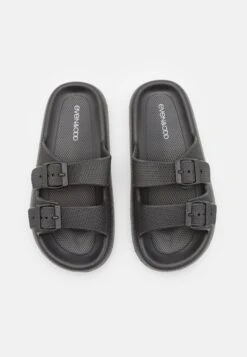 Even&Odd Pool Slides - Black -FOREVER 21 7bbdee0c9d1d448eb034151e0b0d648e