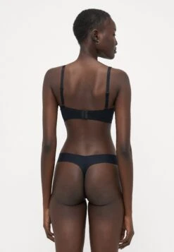 Even&Odd 5 PACK - Thong - Black -FOREVER 21 7bd044f5904a4415b935a786c368cd12