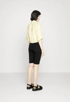 Even&Odd 2 Pack - Shorts - Black/Beige -FOREVER 21 813dea18a4234bd8b4ed7a7cc9849eda