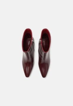 High Heeled Ankle Boots - Dark Red 13 High Heeled Ankle Boots - Dark Red -FOREVER 21 838924e170ac40729f1f162e22d6c093
