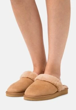 Even&Odd Slippers - Cognac